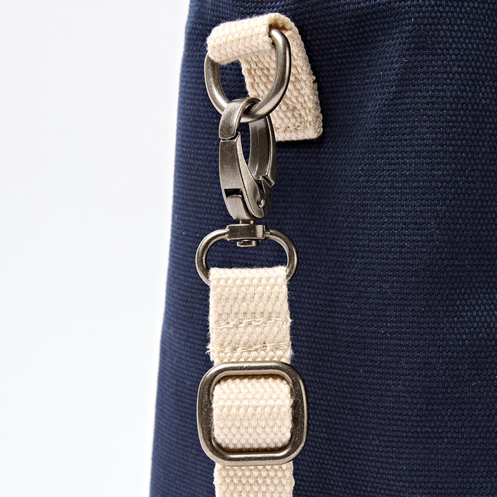 Hampstead Lunch Bag in Midnight