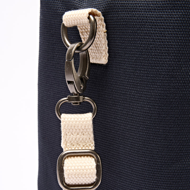 Hampstead Lunch Bag in Smoke