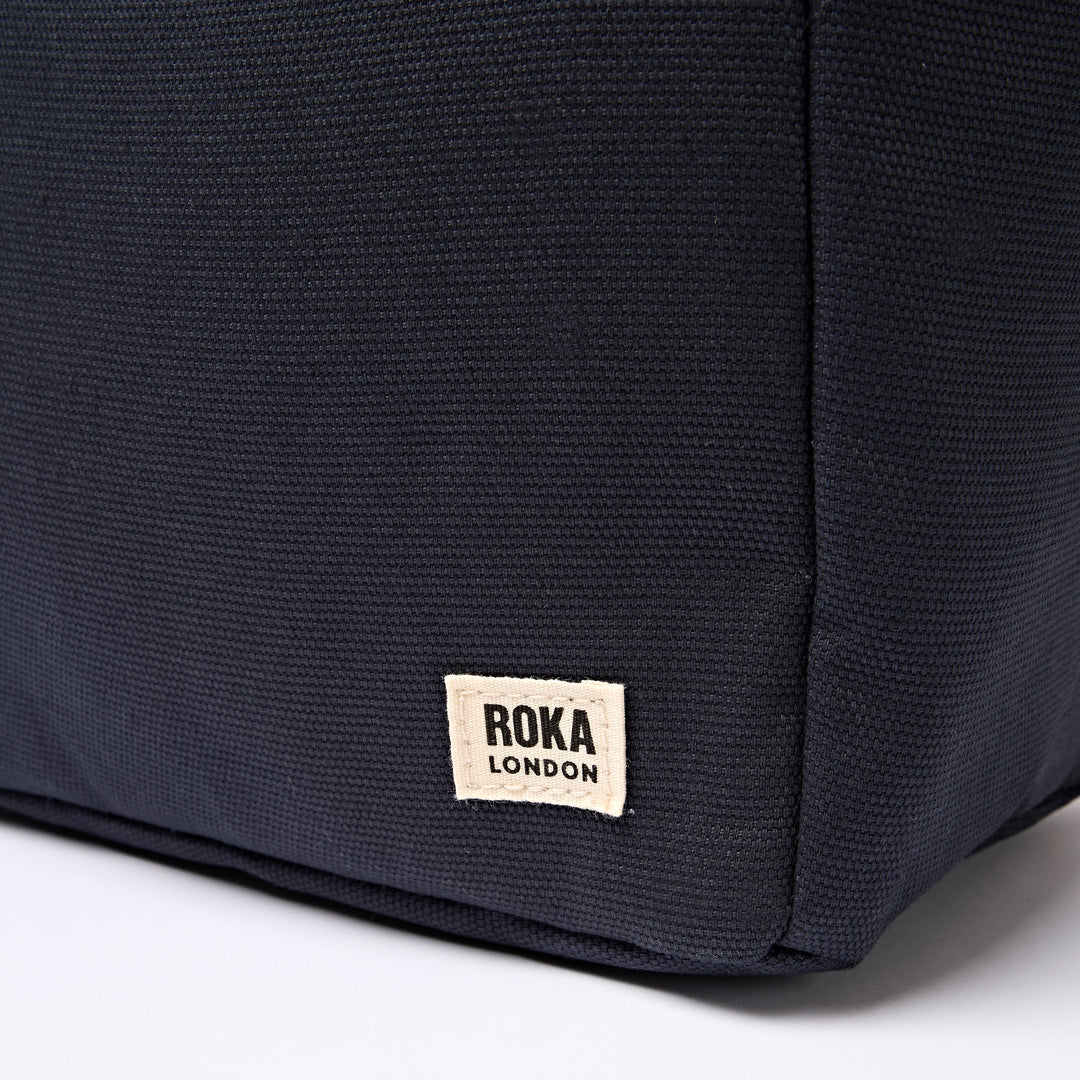 Hampstead Lunch Bag in Smoke