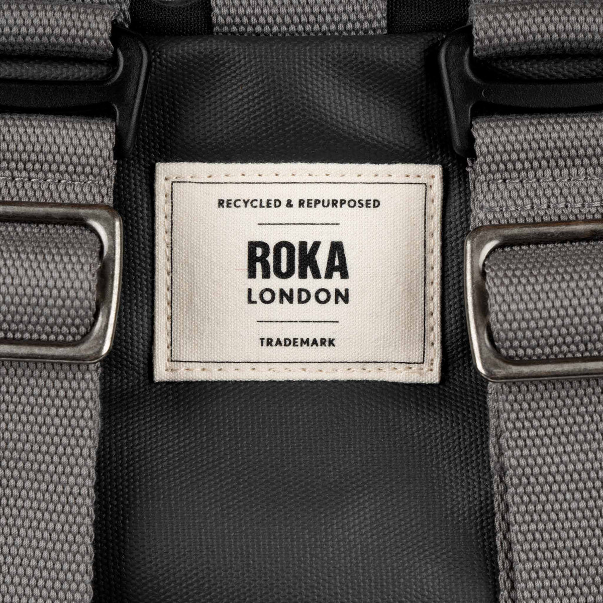 Heathrow Duffel Bag Backpack in Ash