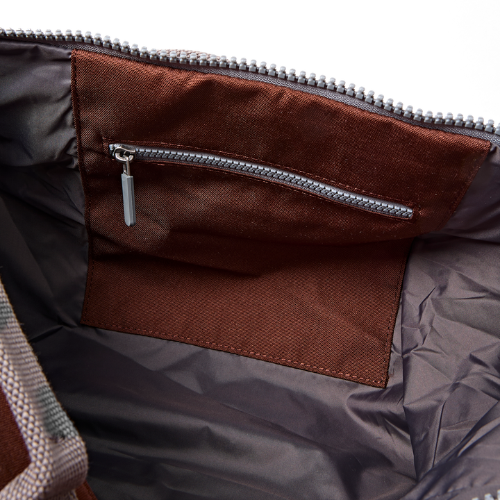 Heathrow Duffel Bag Backpack in Chocolate
