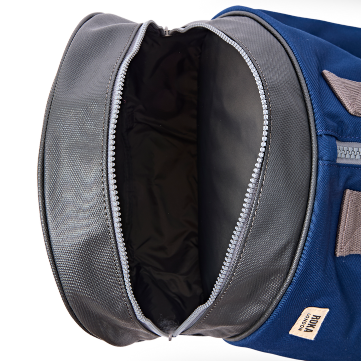 Heathrow Duffel Bag Backpack in Crisp Blue