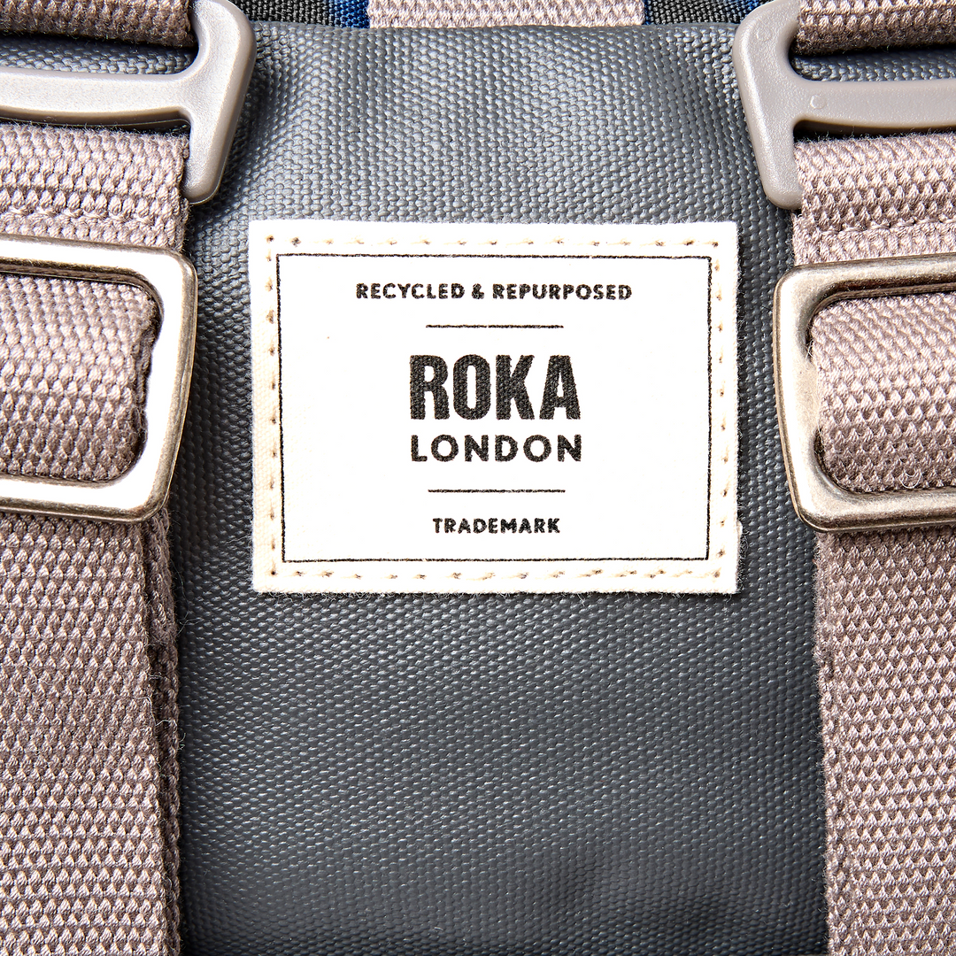 Heathrow Duffel Bag Backpack in Crisp Blue