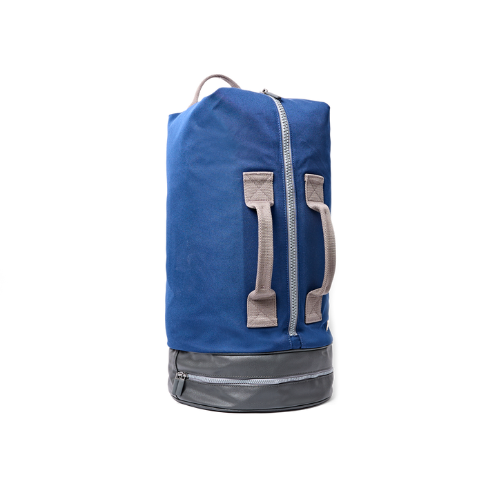 Heathrow Duffel Bag Backpack in Crisp Blue