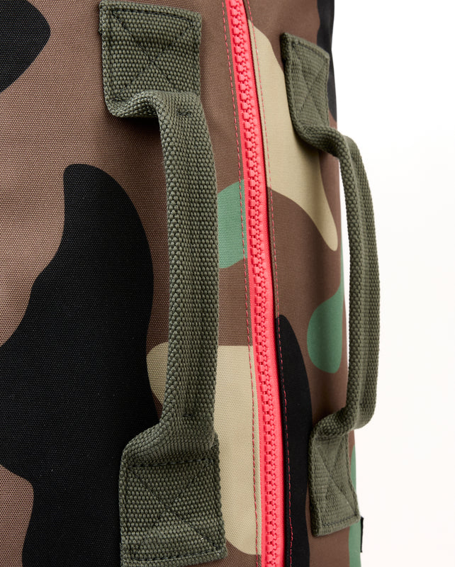 Heathrow Duffel Bag Backpack in Vintage Camo