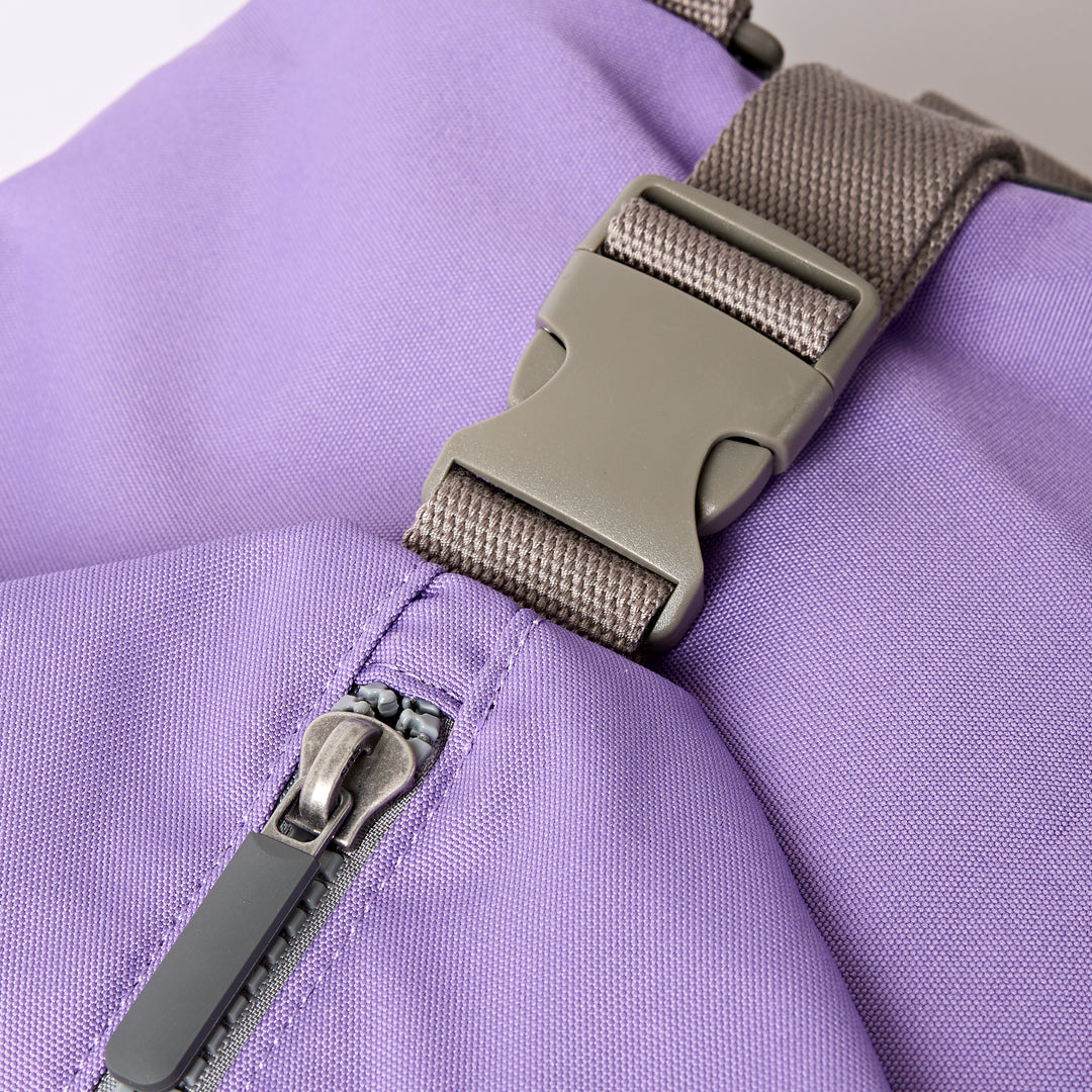 Heathrow Duffel Bag Backpack in Thistle Bloom