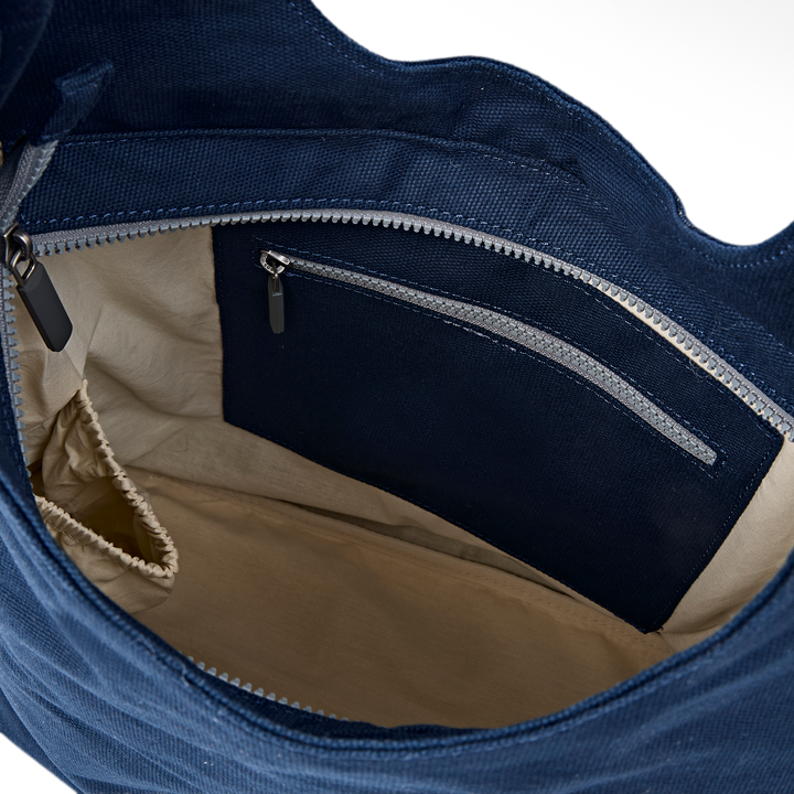 Hoxton Shoulder Bag in Admiral