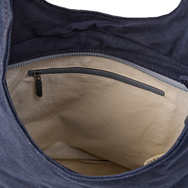 Hoxton Shoulder Bag in Anthracite
