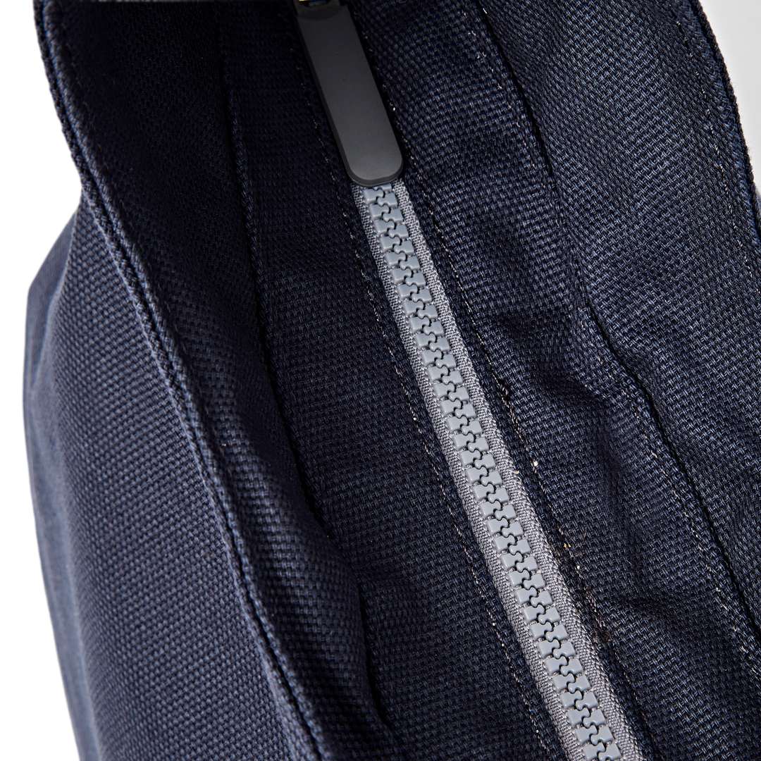 Hoxton Shoulder Bag in Anthracite