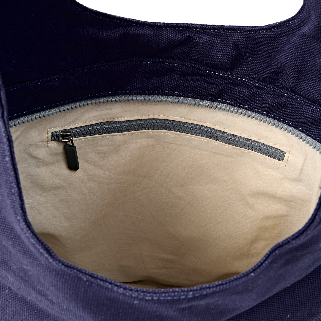 Hoxton Shoulder Bag in Navy Blue
