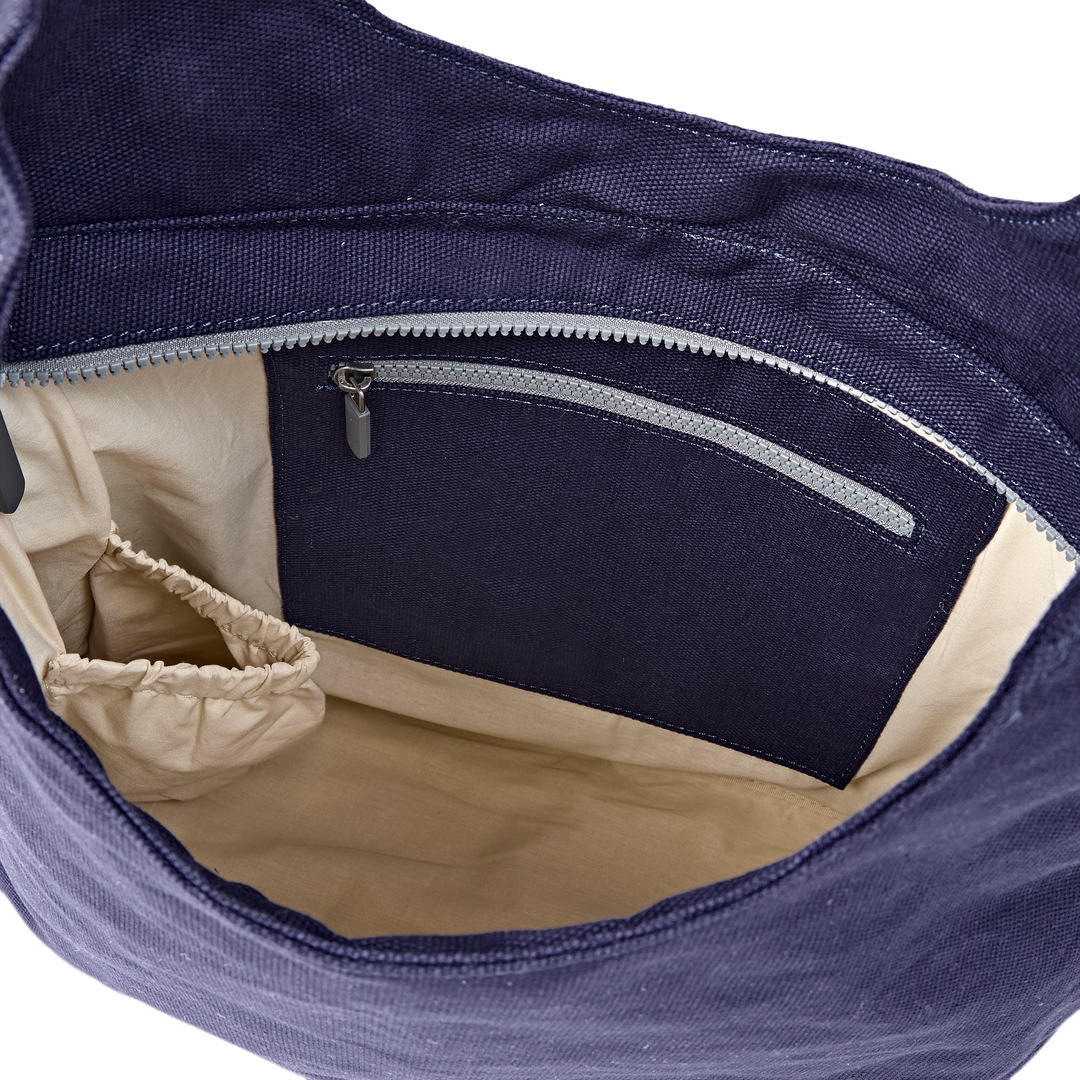 Hoxton Shoulder Bag in Navy Blue