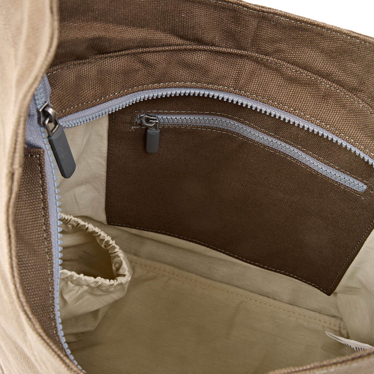 Hoxton Shoulder Bag in Ranger Green