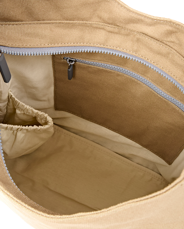 Hoxton Shoulder Bag in Safari