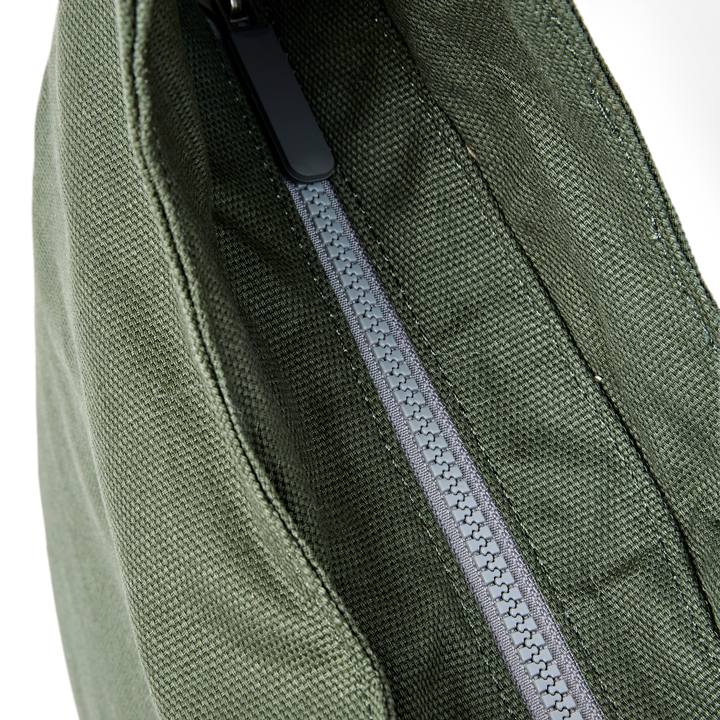 Hoxton Shoulder Bag in Willow