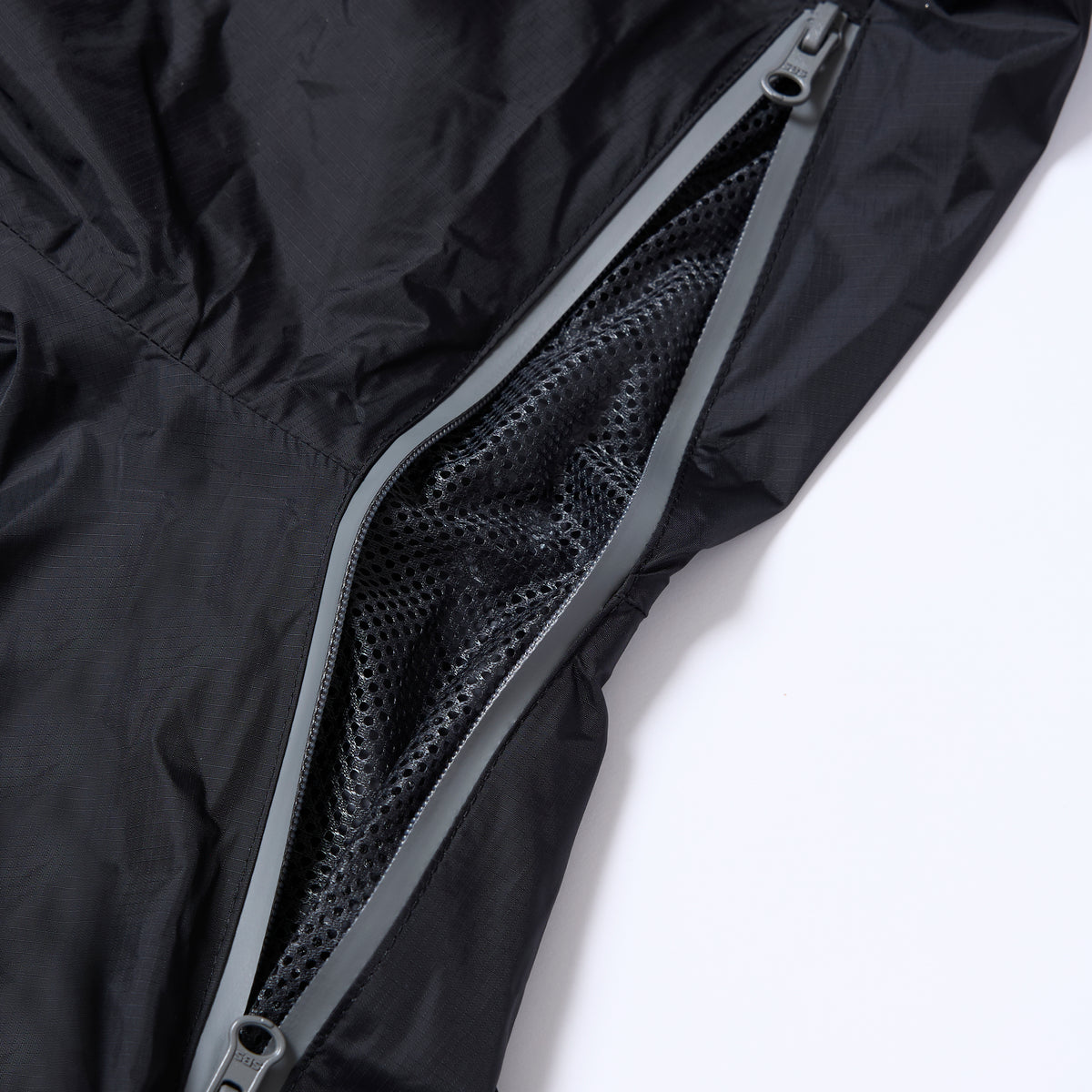 Holborn Rain Jacket in Black