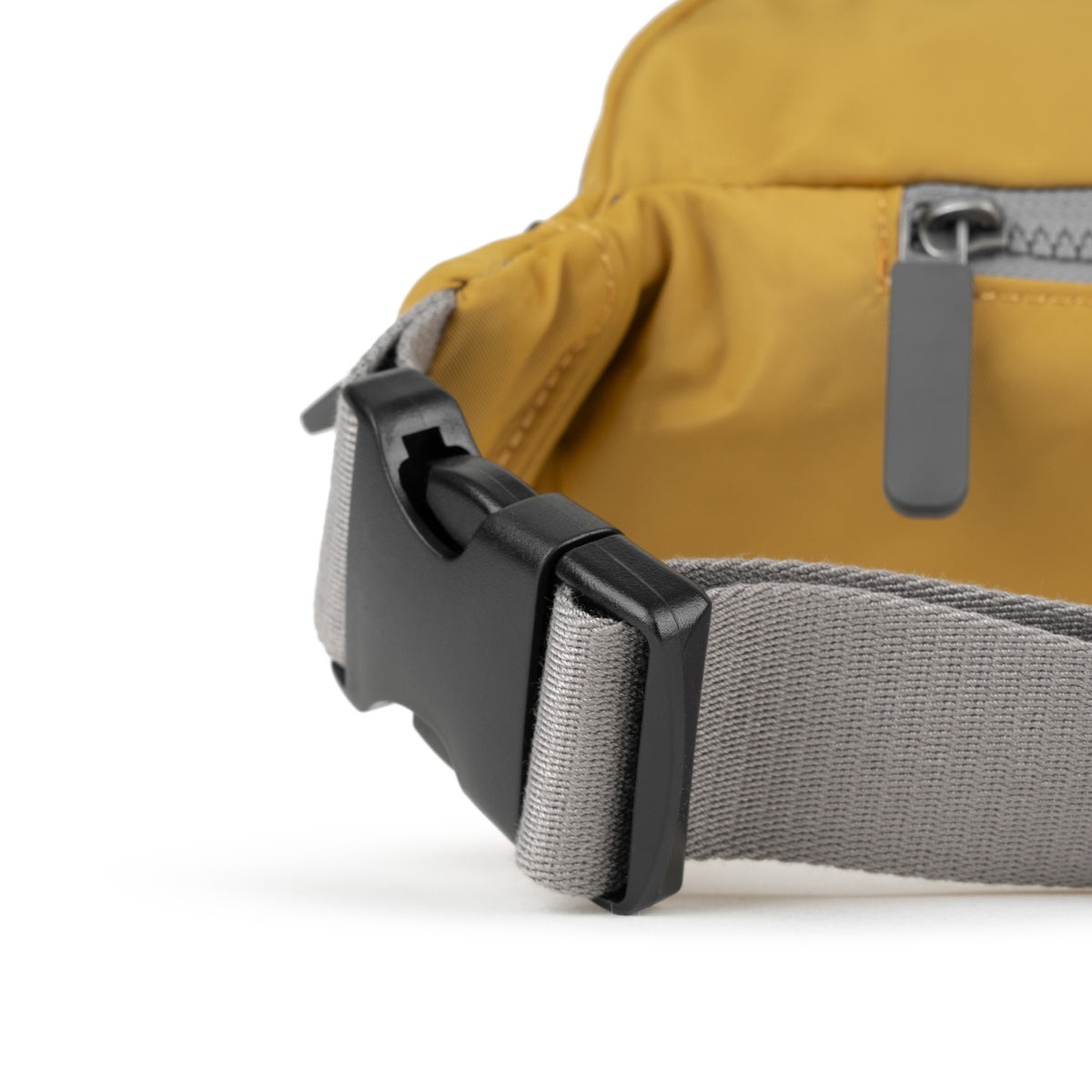 Jubilee Hip Bag in Corn