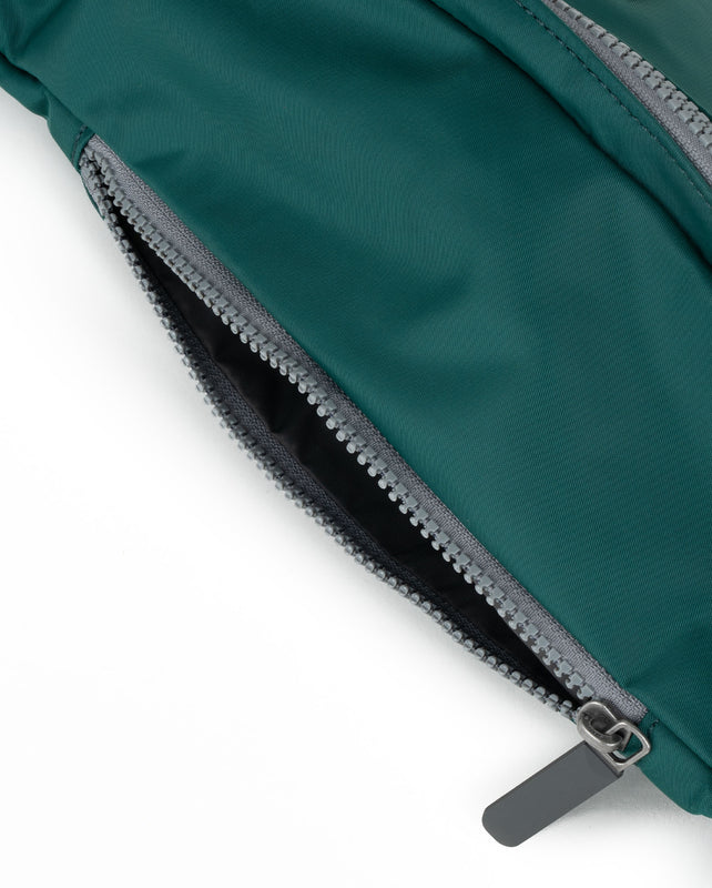 Jubilee Hip Bag in Teal