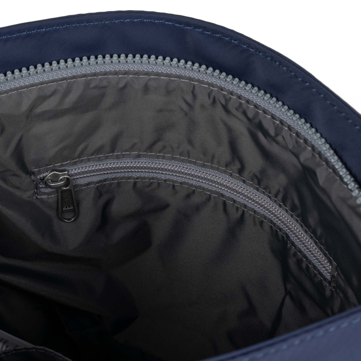Kennington Crossbody Bag in Indigo Tonal