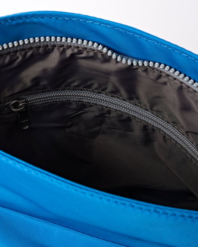 Kennington Crossbody Bag in Malibu Blue