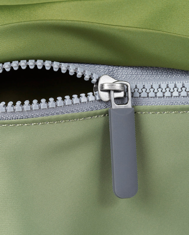 Kennington Crossbody Bag in Military Tonal