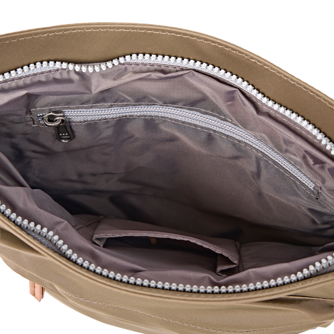 Kennington Crossbody Bag in Army
