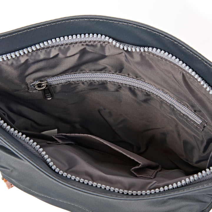 Kennington Crossbody Bag in Beluga