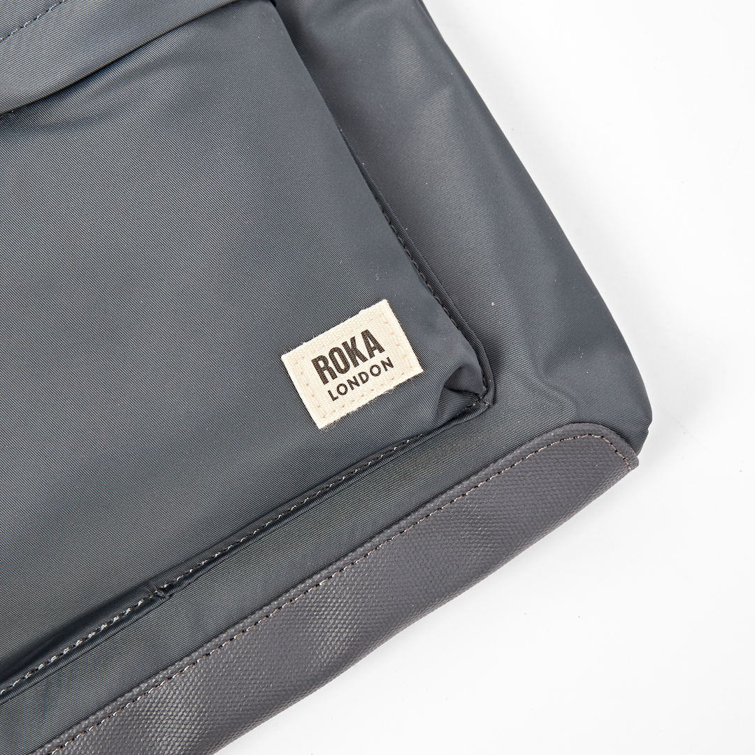Kennington Crossbody Bag in Beluga
