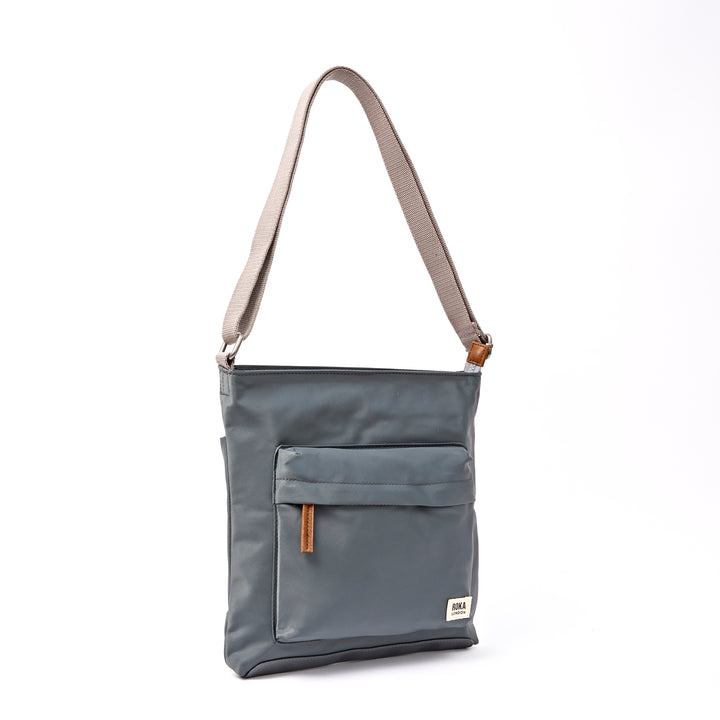 Kennington Crossbody Bag in Beluga
