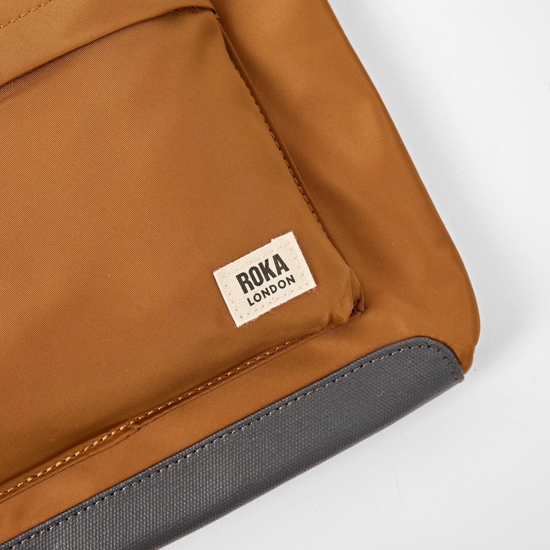 Kennington Crossbody Bag in Biscuit