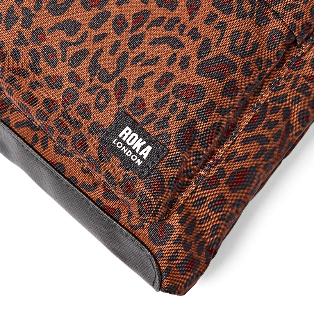 Kennington Crossbody Bag in Mini Leopard