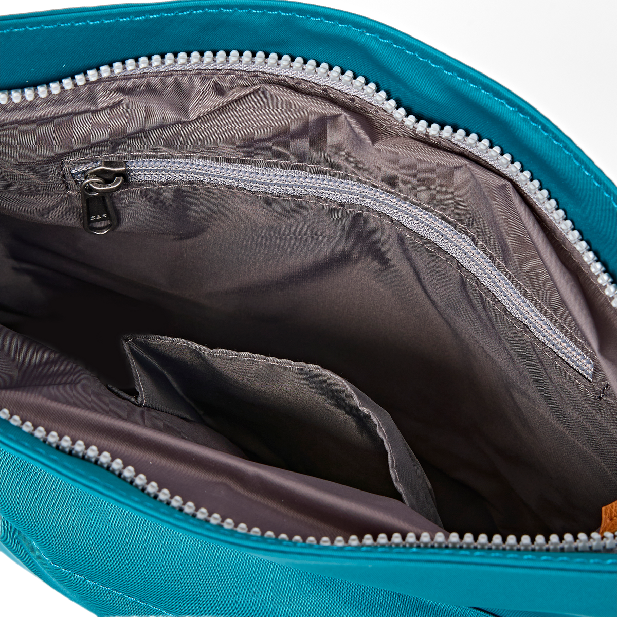 Kennington Crossbody Bag in North Sea