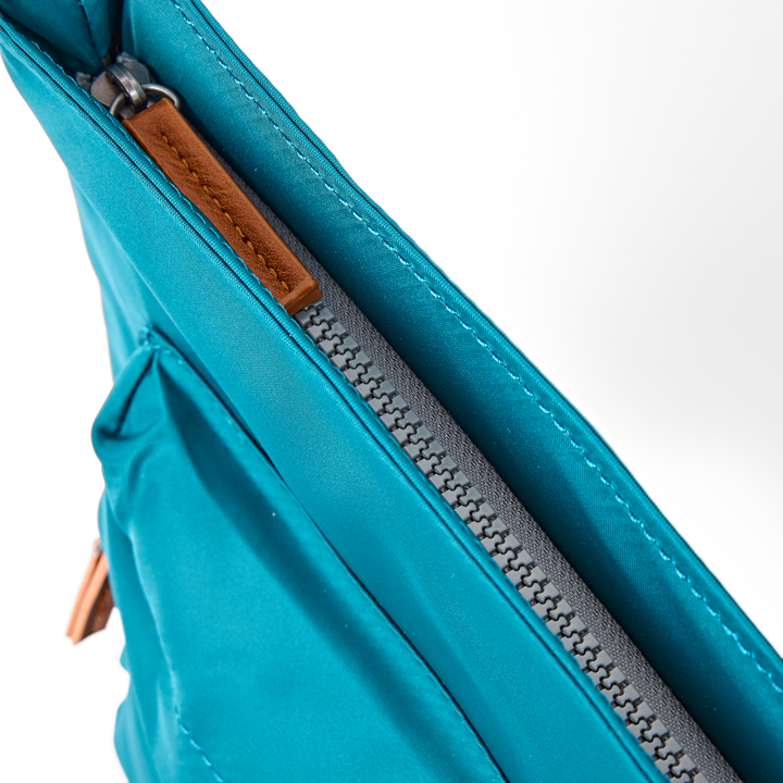 Kennington Crossbody Bag in North Sea