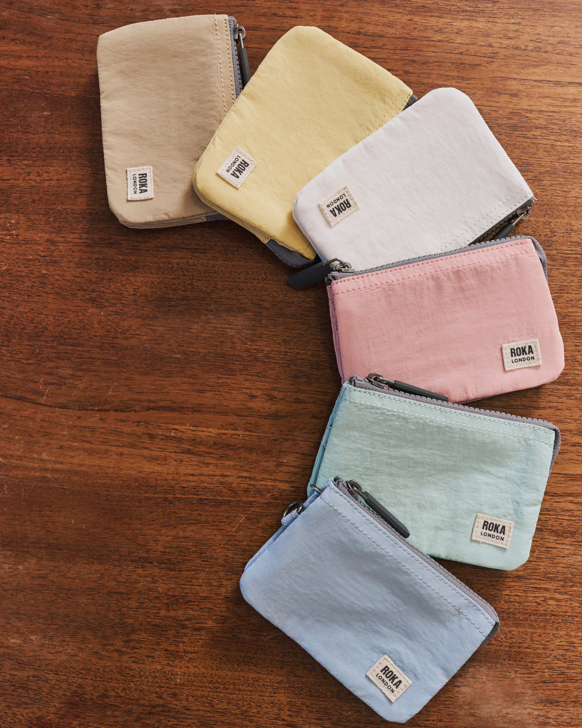 Carnaby Wallet in Coconut