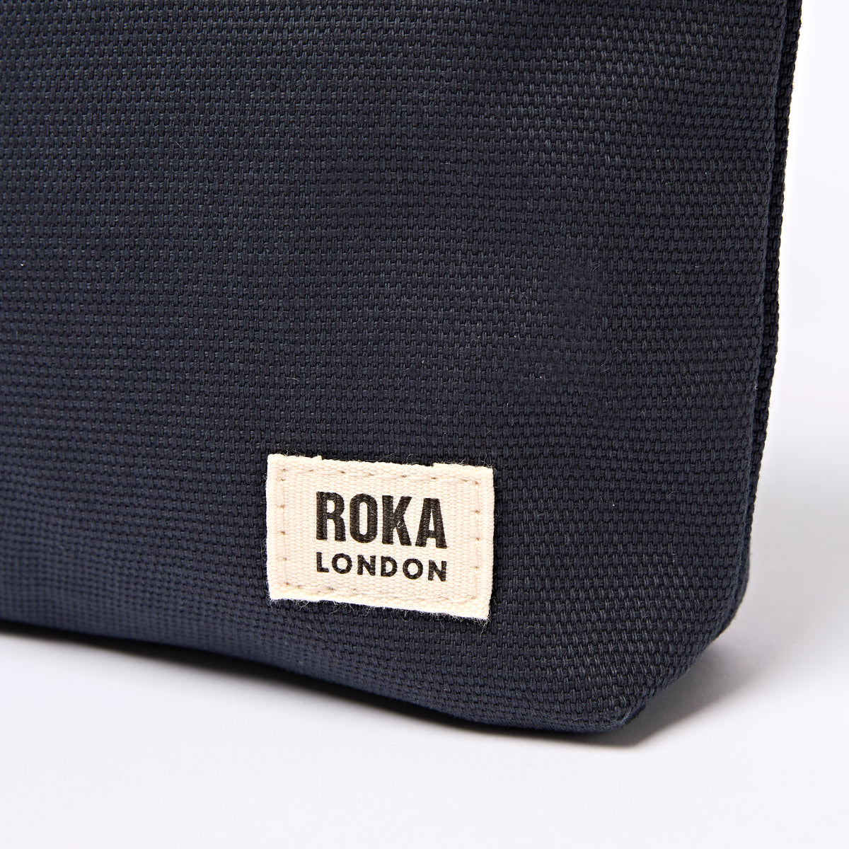 Maida Vale Pouch in Smoke