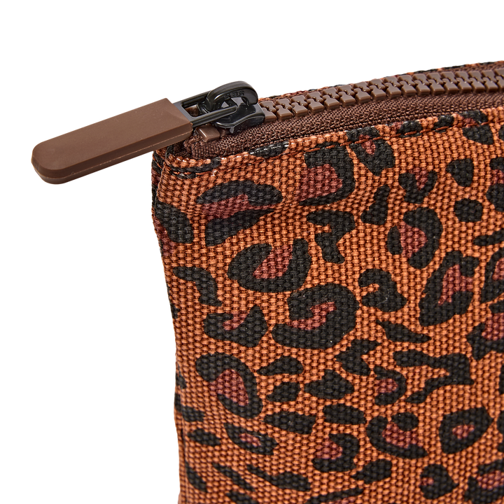 Maida Vale Pouch in Leopard Mini