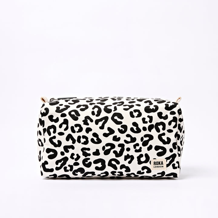 Mayfair Wash Bag in Summer Leopard