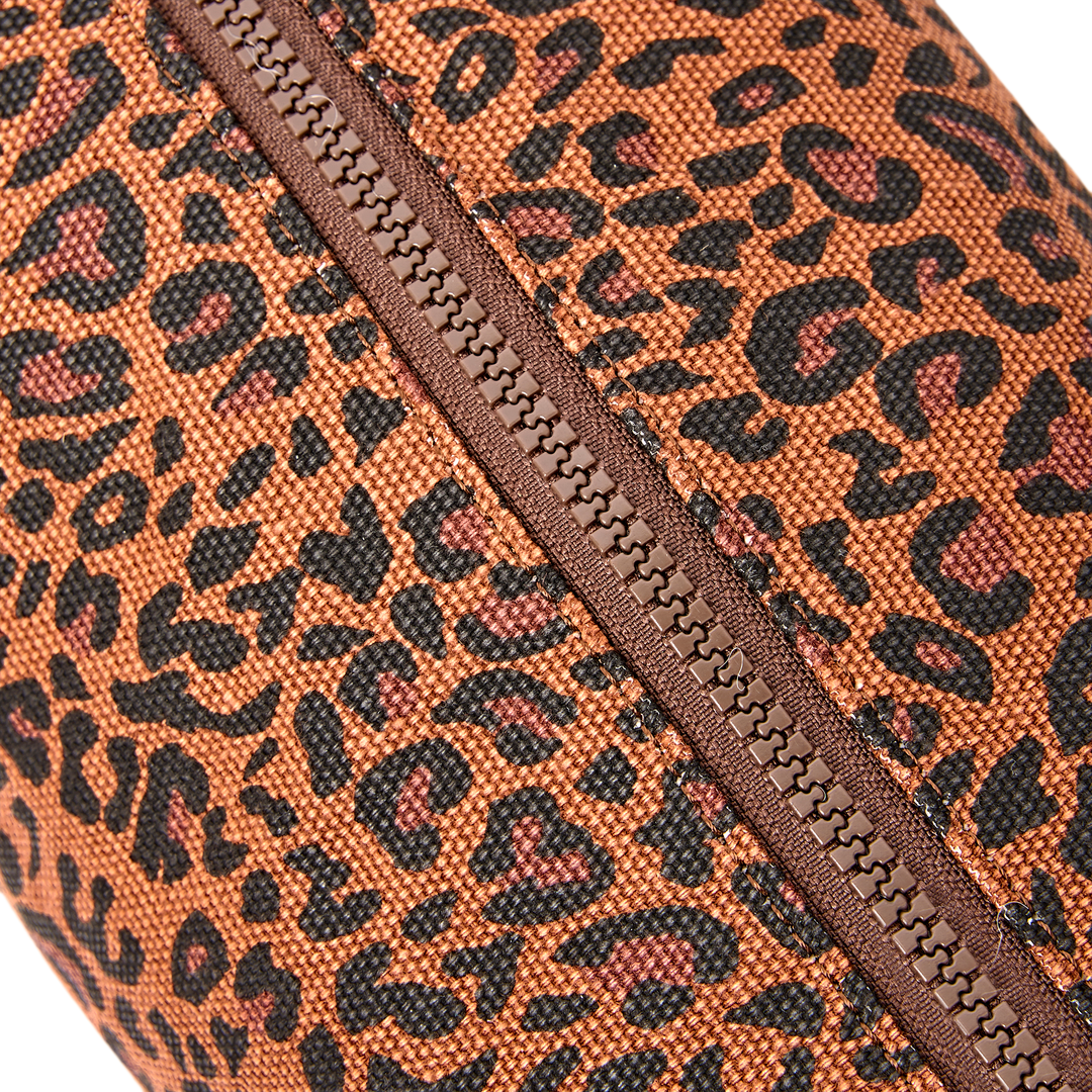 Maygrove Wash Bag in Leopard Mini