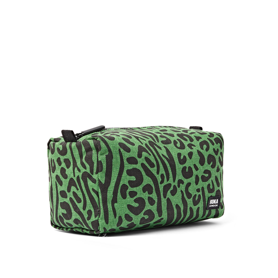 Maygrove Wash Bag in Animal Artichoke