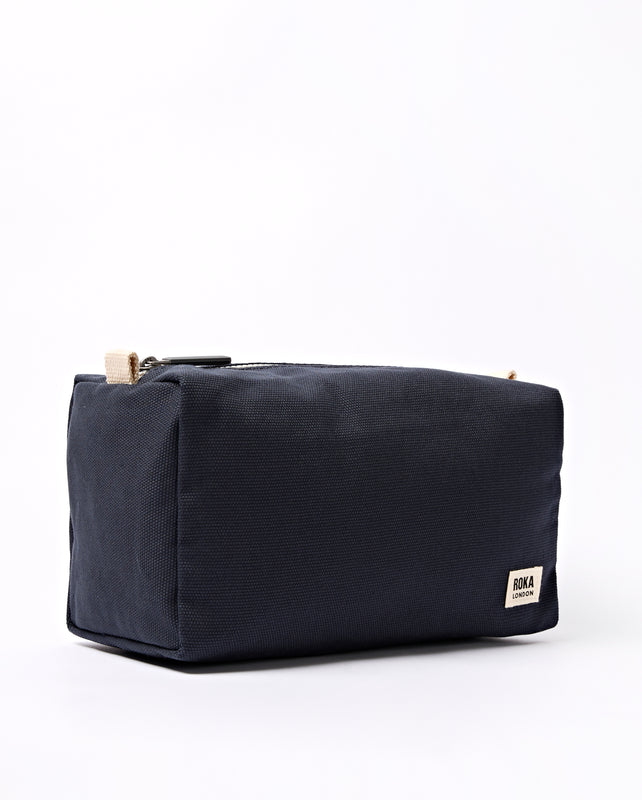 Maygrove Wash Bag in Smoke