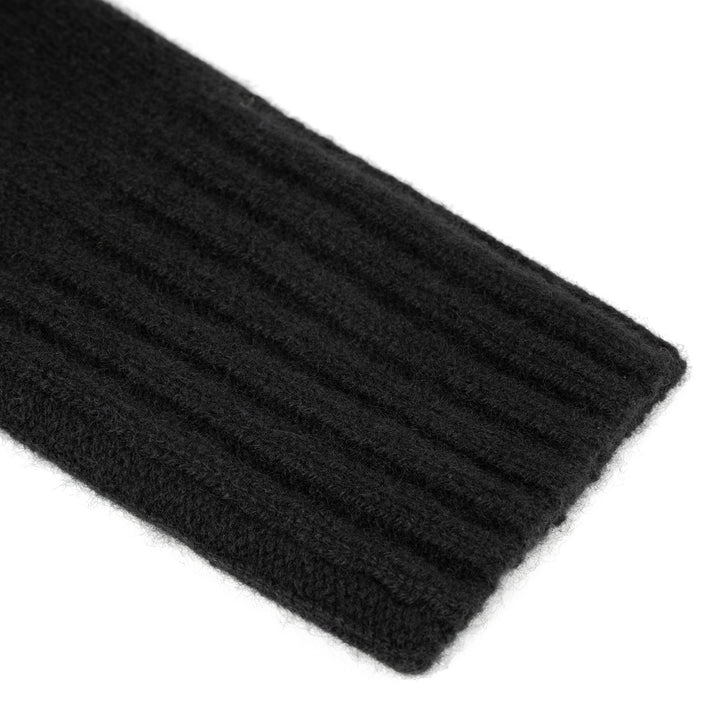 Metropolitan Black Cashmere