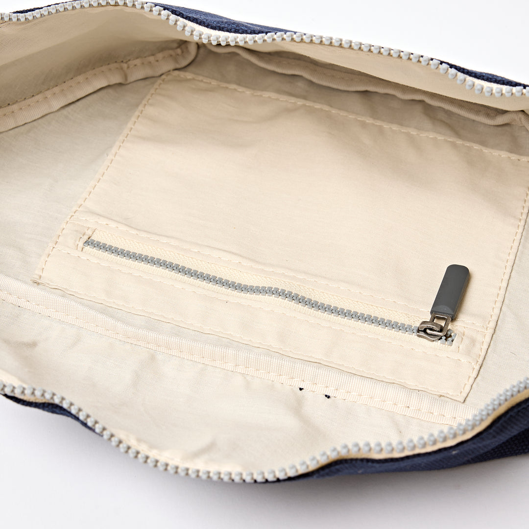 Mill Hill Crossbody Bag in Midnight