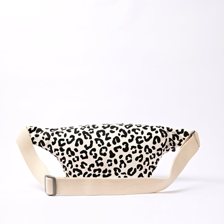 Mill Hill Crossbody Bag in Summer Leopard
