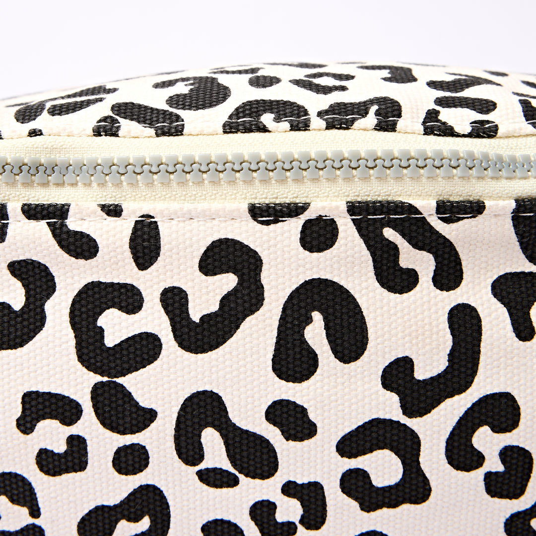 Mill Hill Crossbody Bag in Summer Leopard