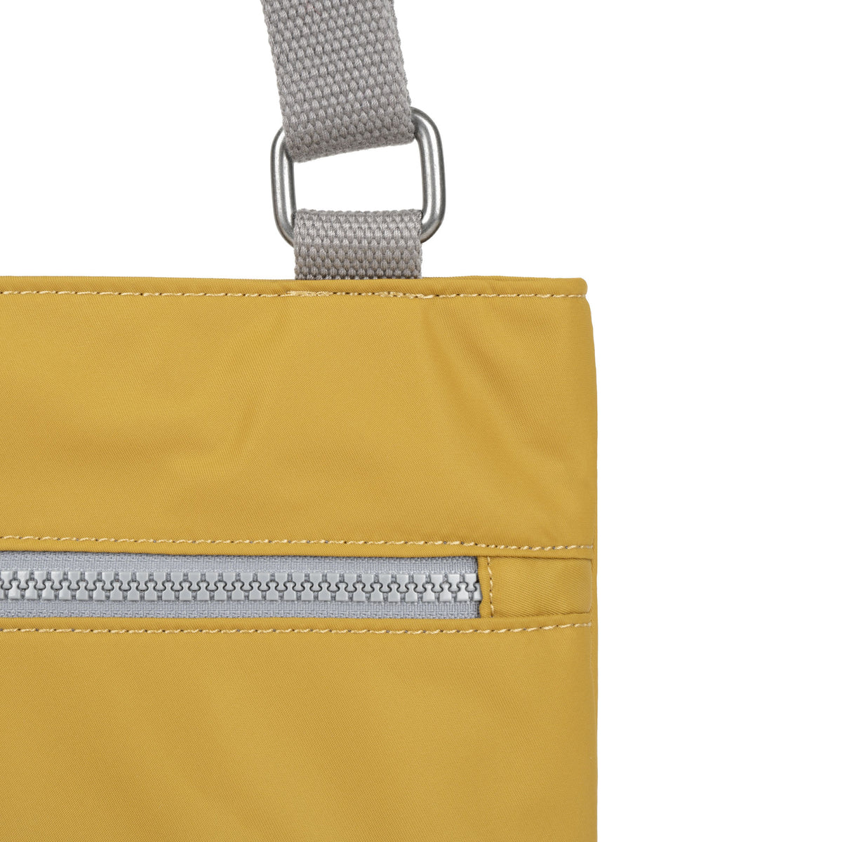 Moorgate Messenger Bag in Corn