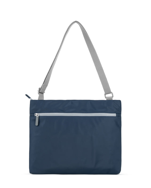 Moorgate Messenger Bag in Midnight