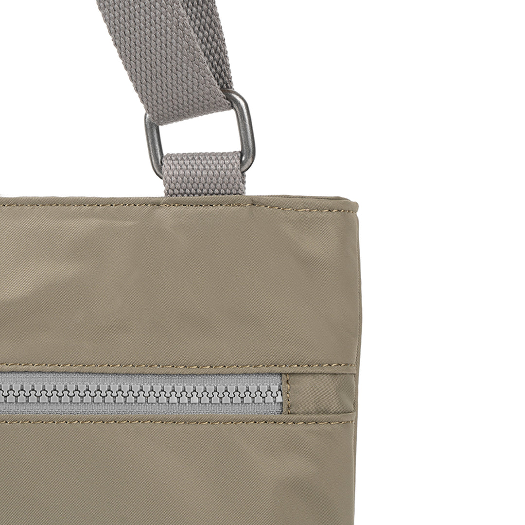 Moorgate M Taupe Recycled Nylon