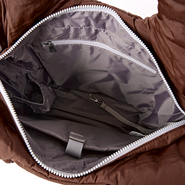 Oxford Shoulder Bag in Chocolate