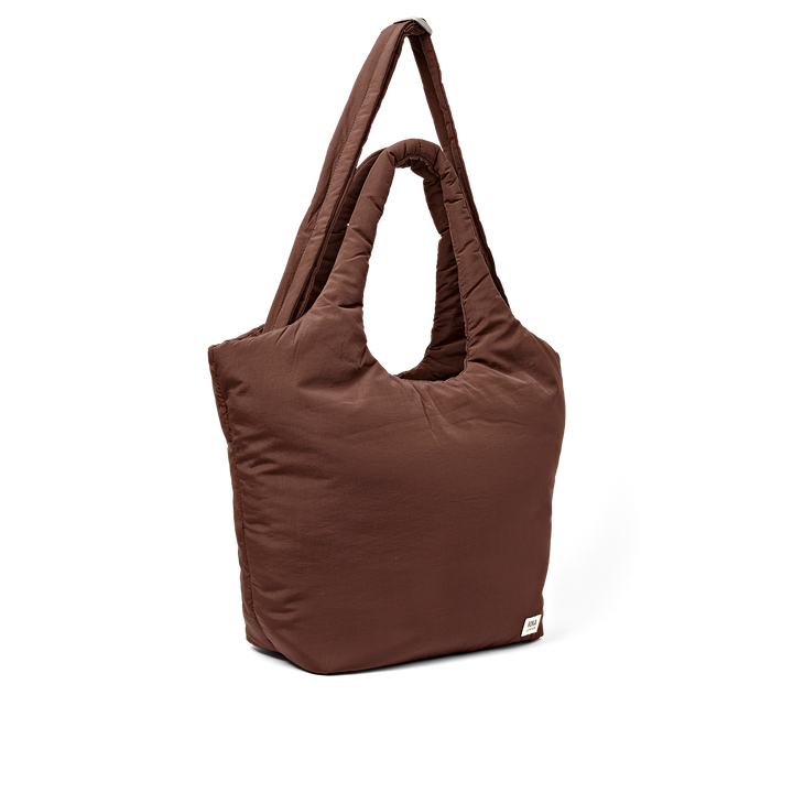 Oxford Shoulder Bag in Chocolate