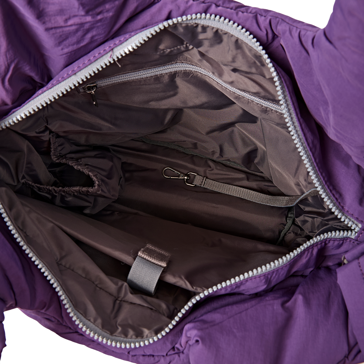 Oxford Shoulder Bag in Gothic Grape