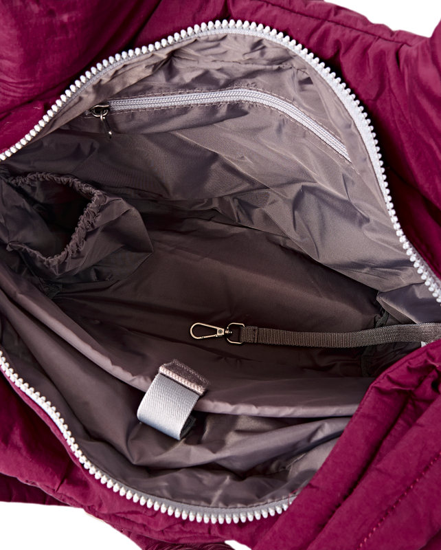 Oxford Shoulder Bag in Merlot